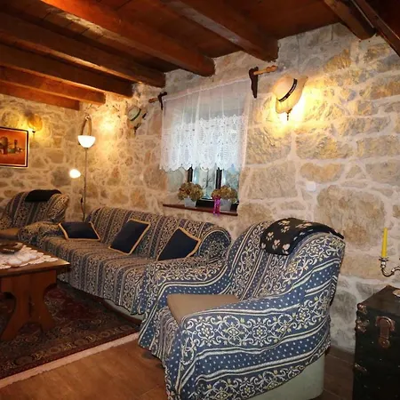 In Dobrinj/insel Krk 27652 Holiday home *