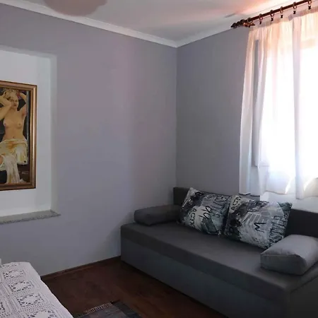 In Dobrinj/insel Krk 27652 Holiday home Dobrinj